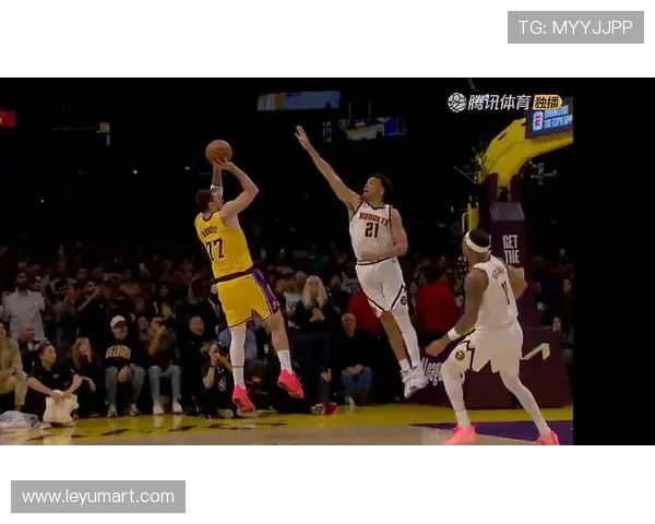 11冠防守王拉塞尔以篮板压制约基奇式进攻差异显著