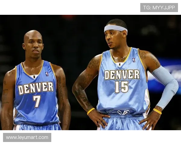 卡梅隆·安东尼利用无球跑动拉开空间提振球队外线攻击效率