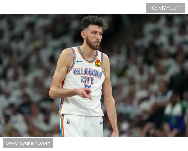 切特·霍姆格伦两分命中率提升显著拉开新秀内线对比差距